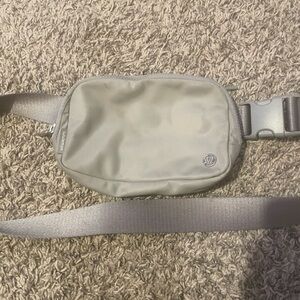Lululemon Athletica Gray Men's Belt Bag